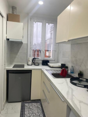 AgíaHouse - Aubervilliers